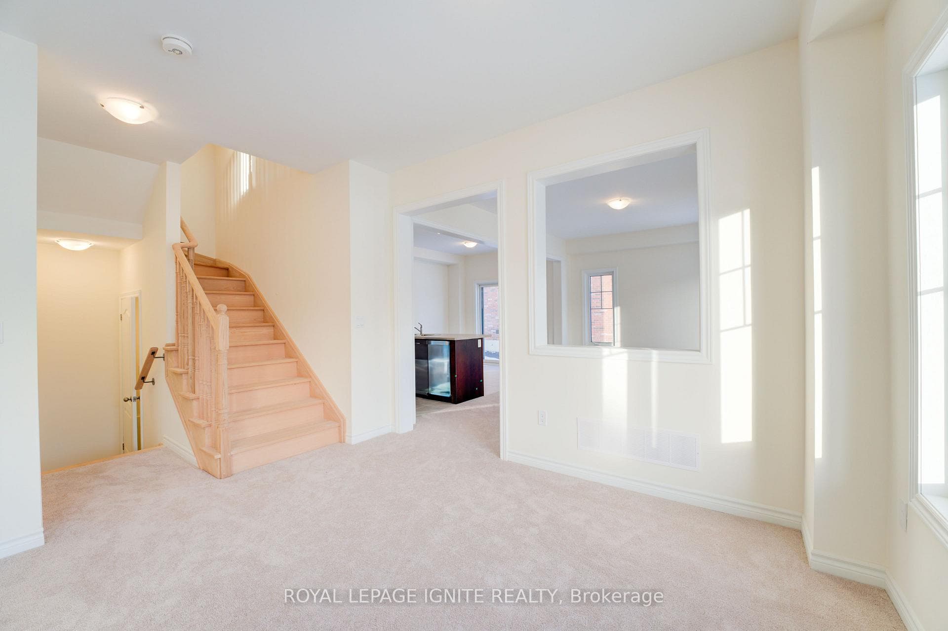 21 Raines Road photo 11