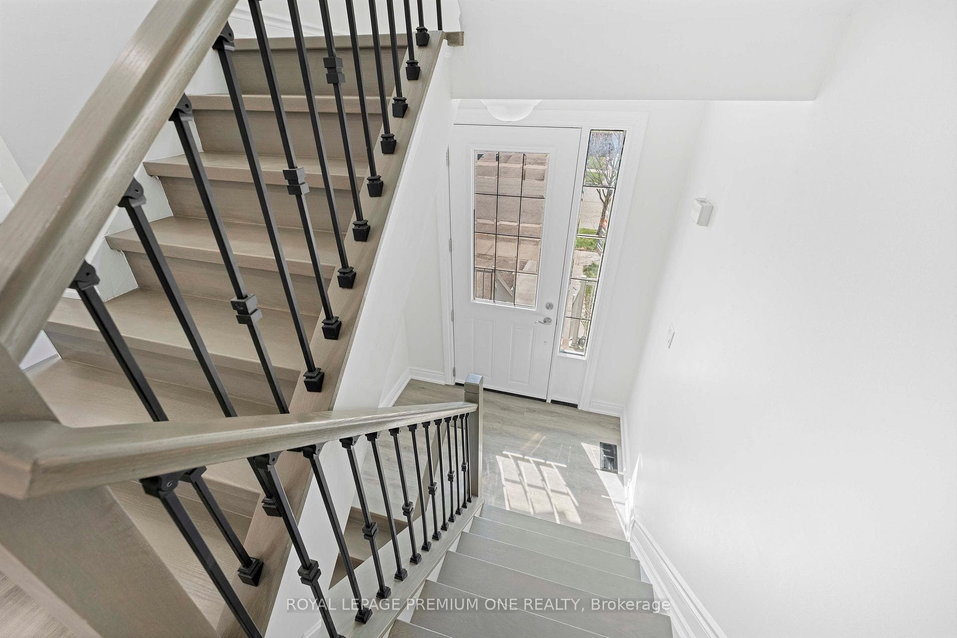8 Madeleine Street photo 2