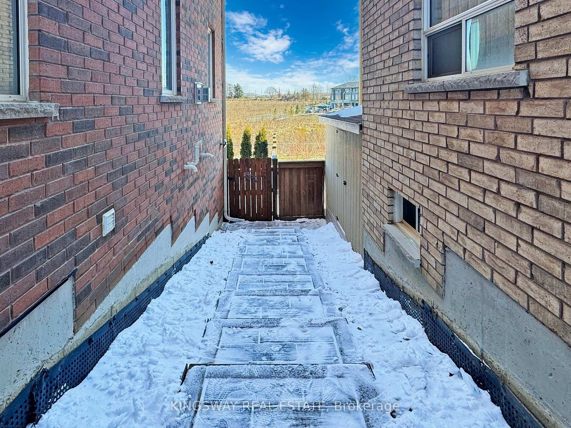2573 Secreto Drive photo 36