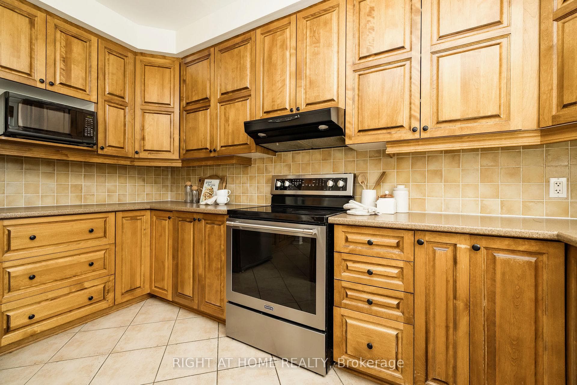 109 Coyote Crescent photo 11
