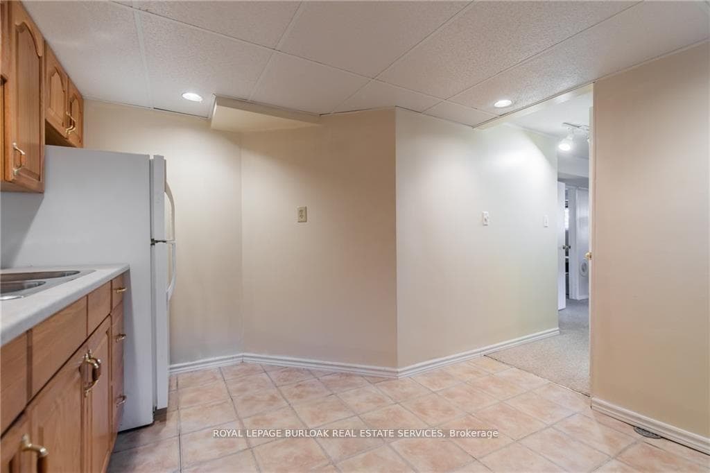 294 Parkside Drive photo 17