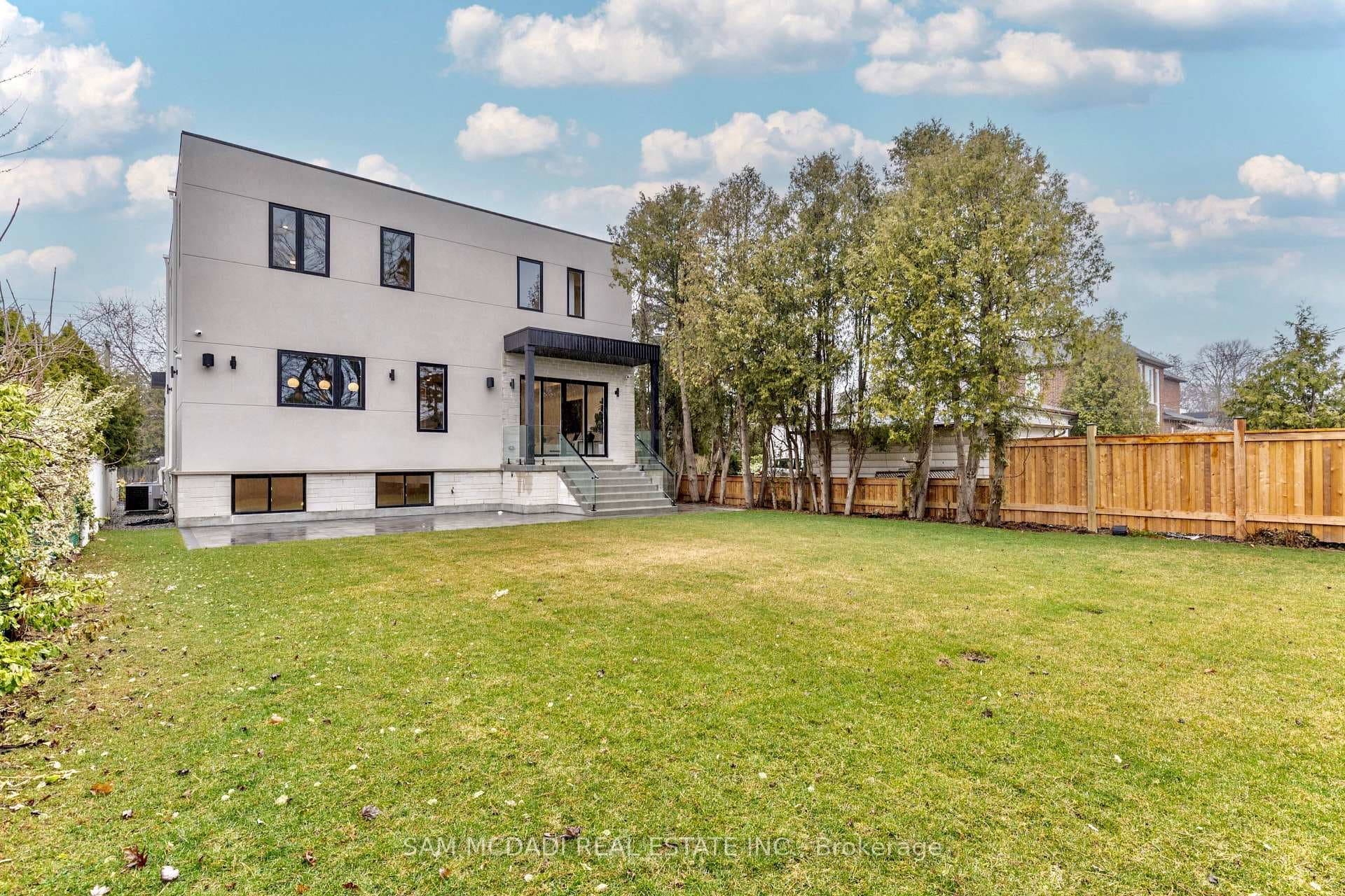 2346 Rebecca Street photo 48