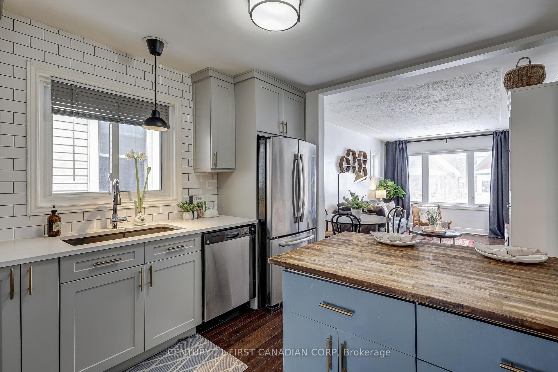 33 BEATTIE Avenue photo 26