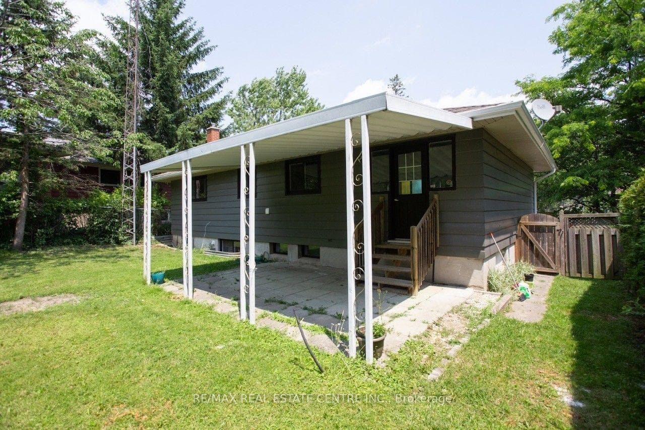 391 Tamarack Drive photo 17