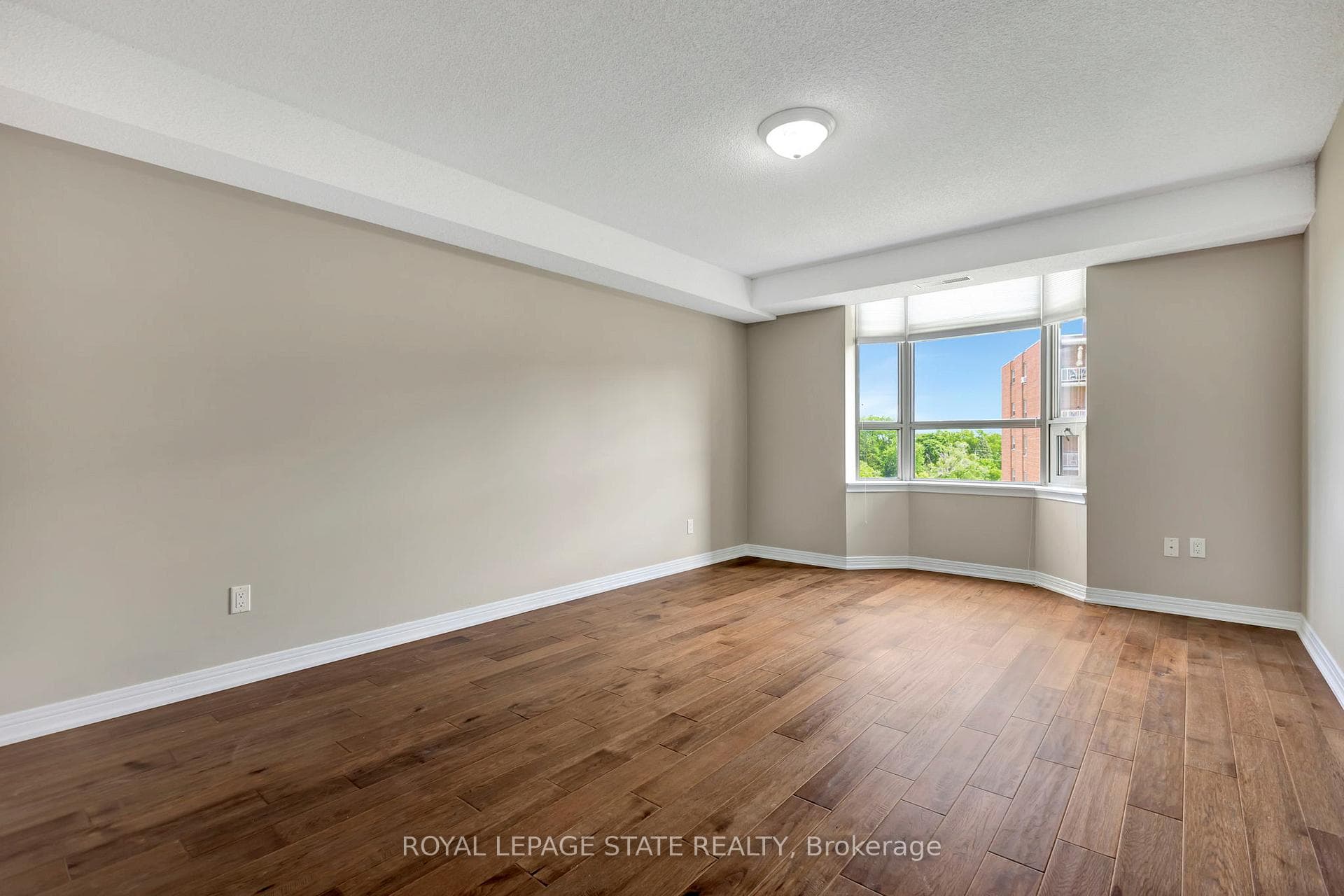 8 Village Green Boulevard Unit 611 photo 15