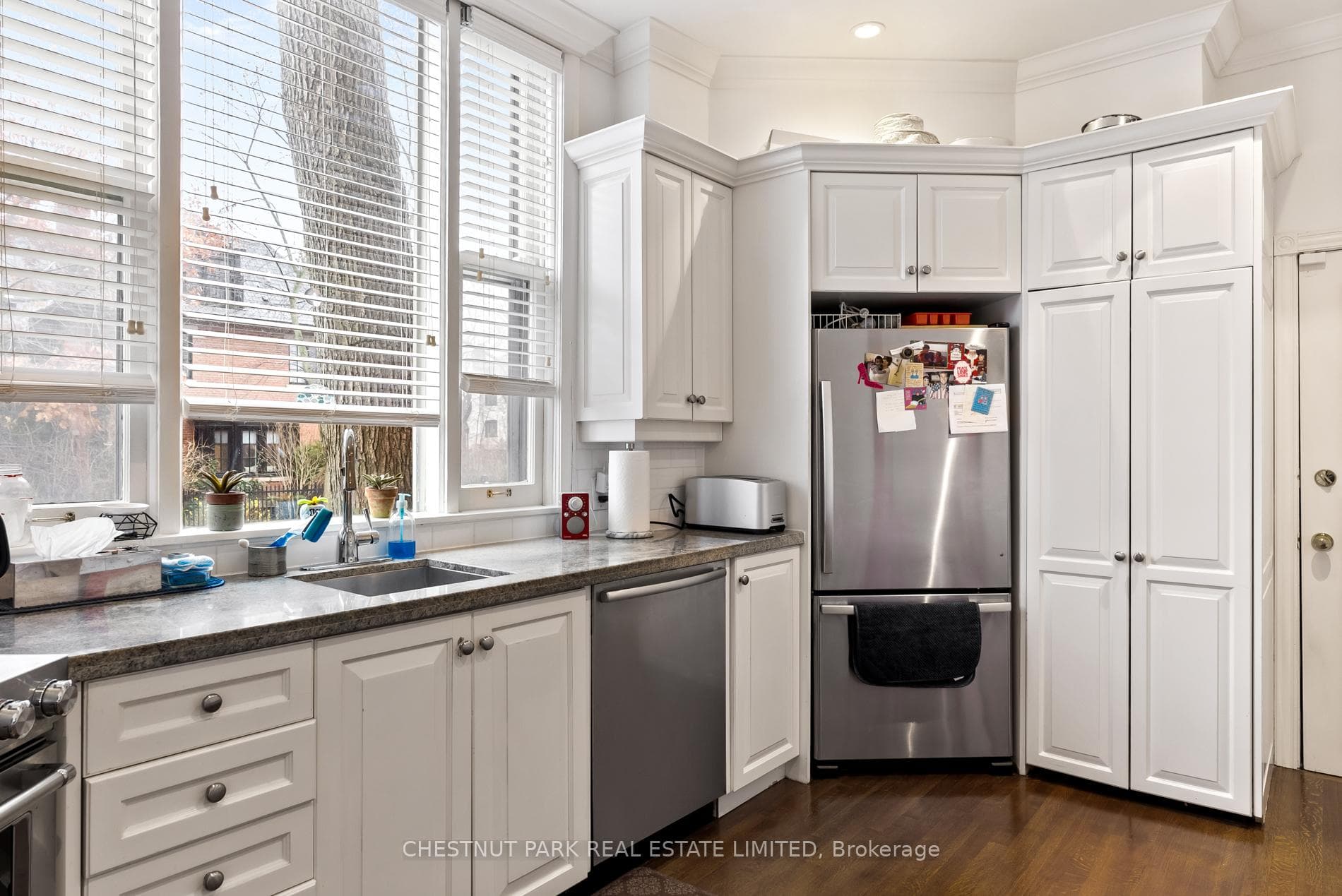36 Dale Avenue Unit 1 photo 16
