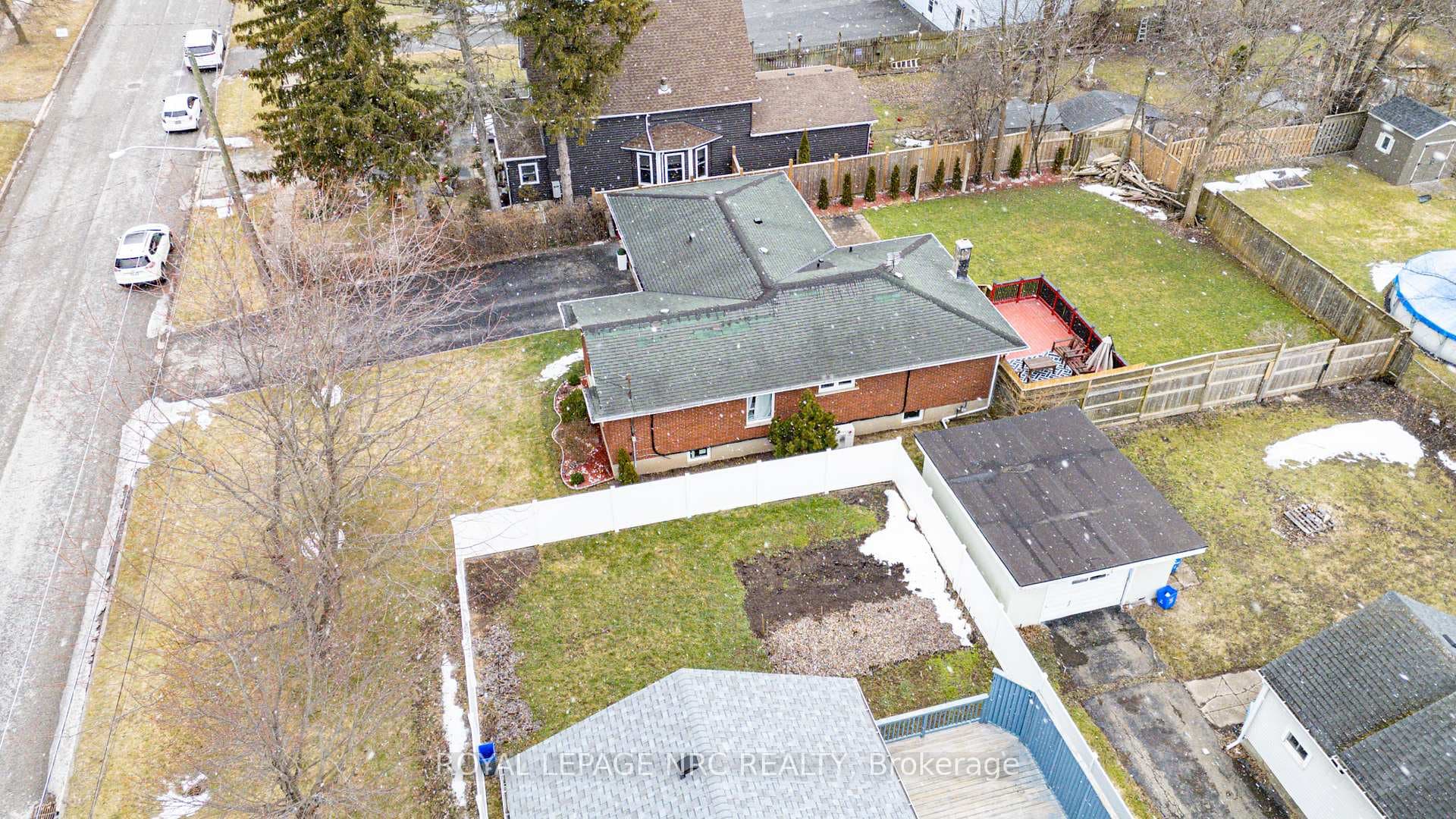 268 Henrietta Street photo 37