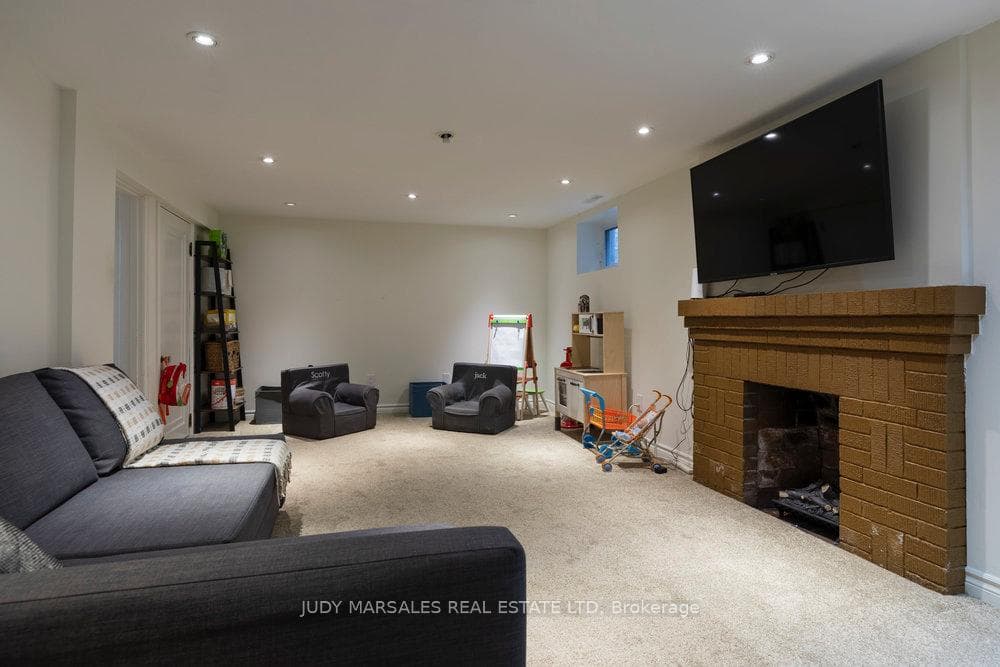 167 Aberdeen Avenue photo 35