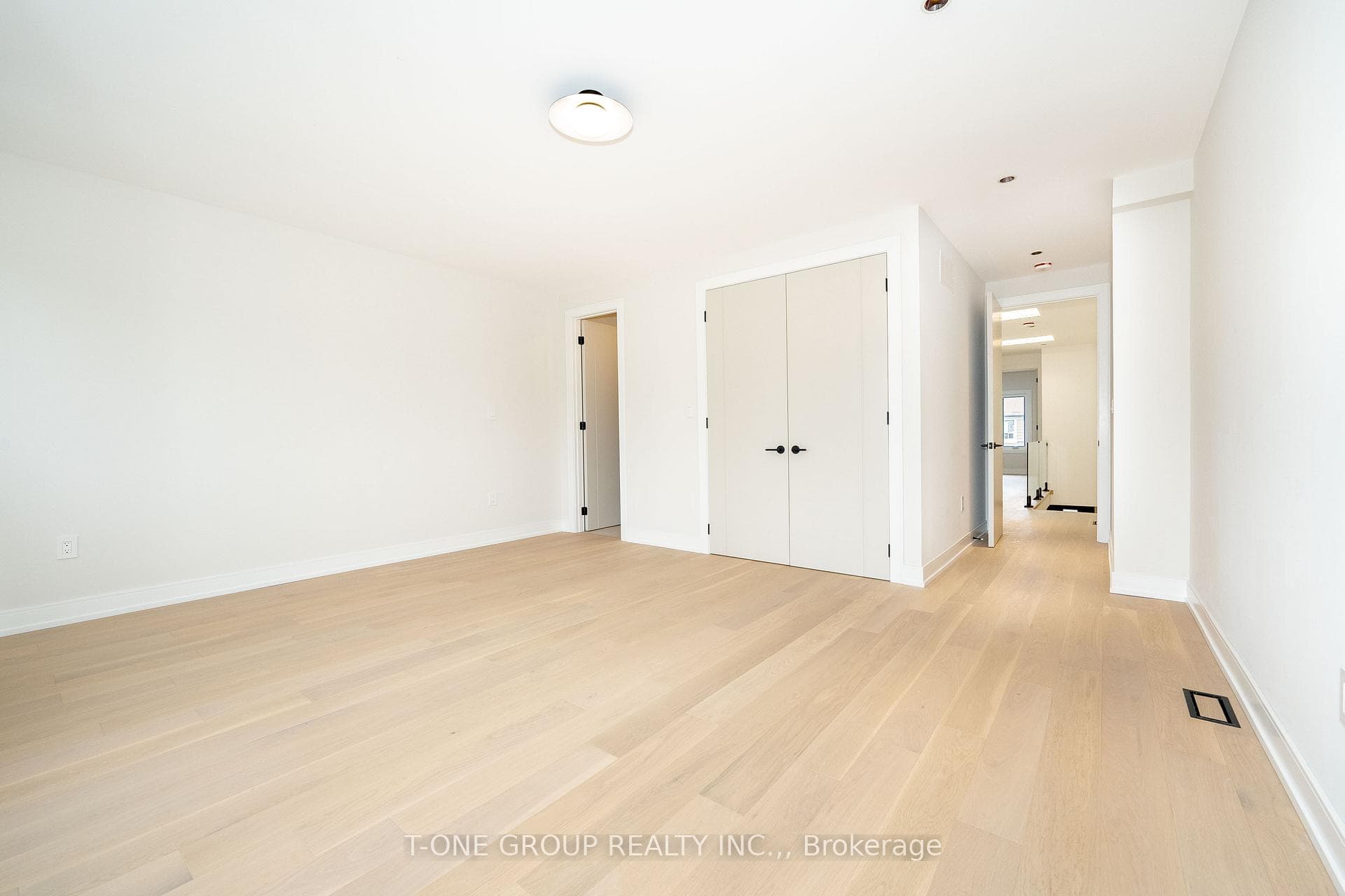 68 Harris Avenue photo 15