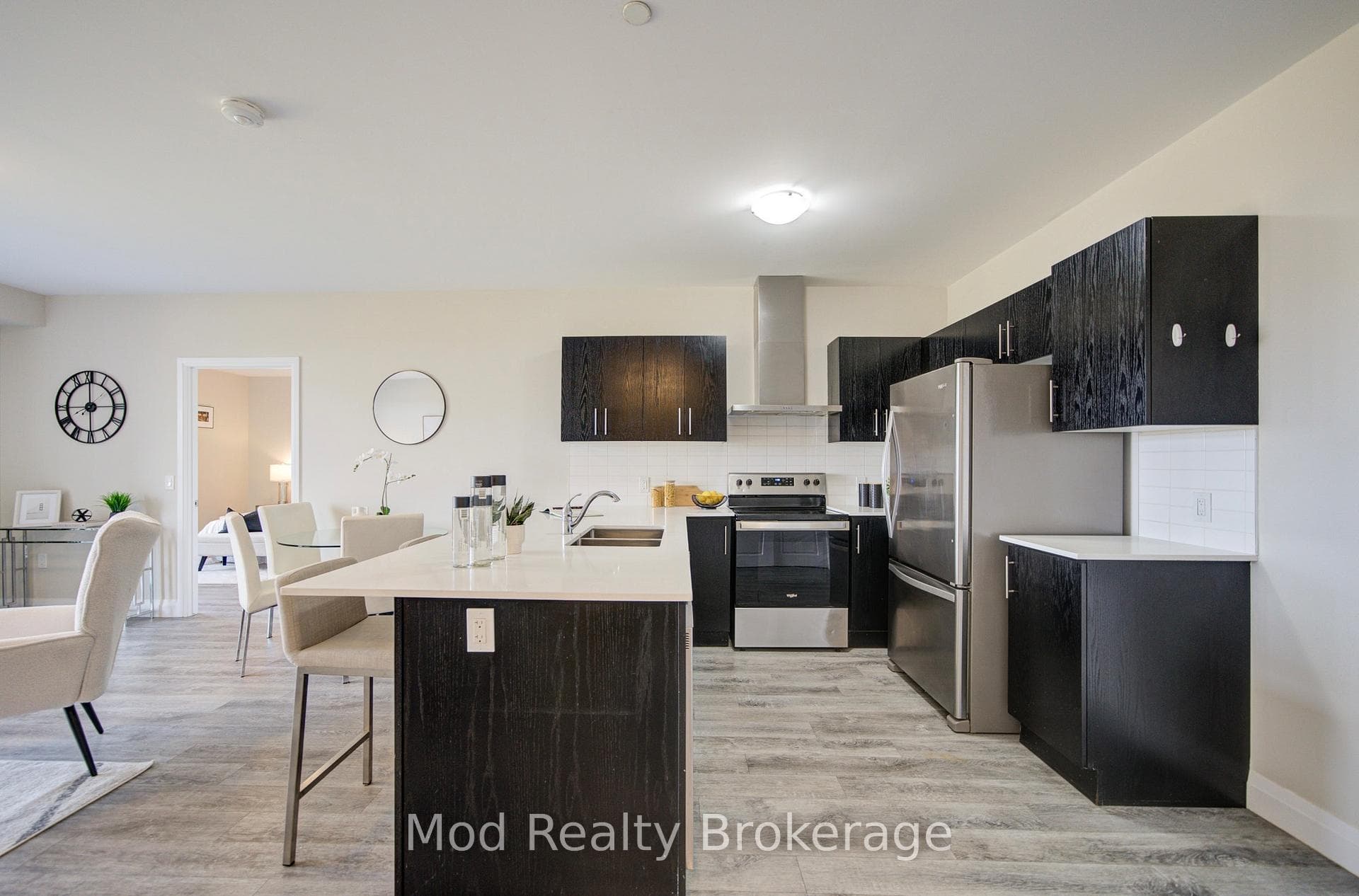 1 Redfern Avenue Unit 441 photo 5