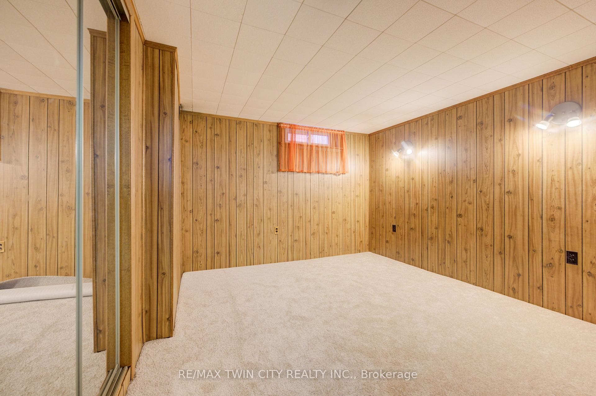 54 Stonegate Drive photo 41