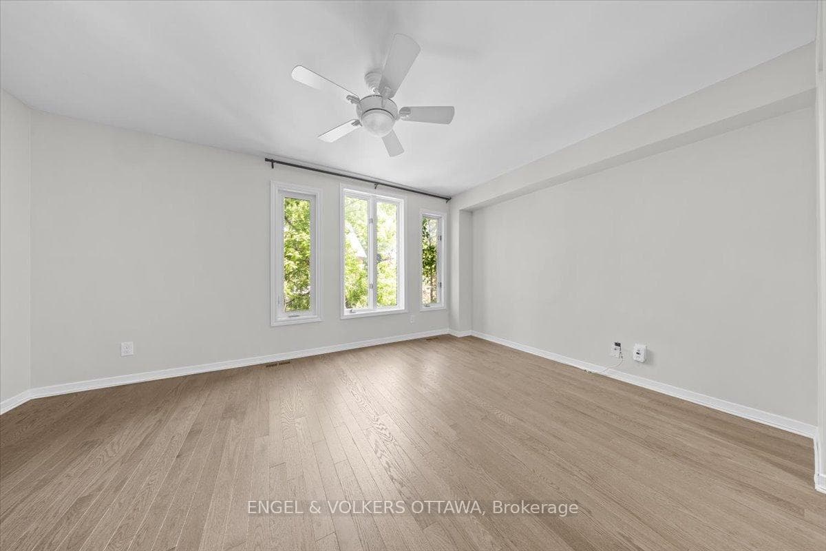 72 Greenfield Avenue Unit 4 photo 26