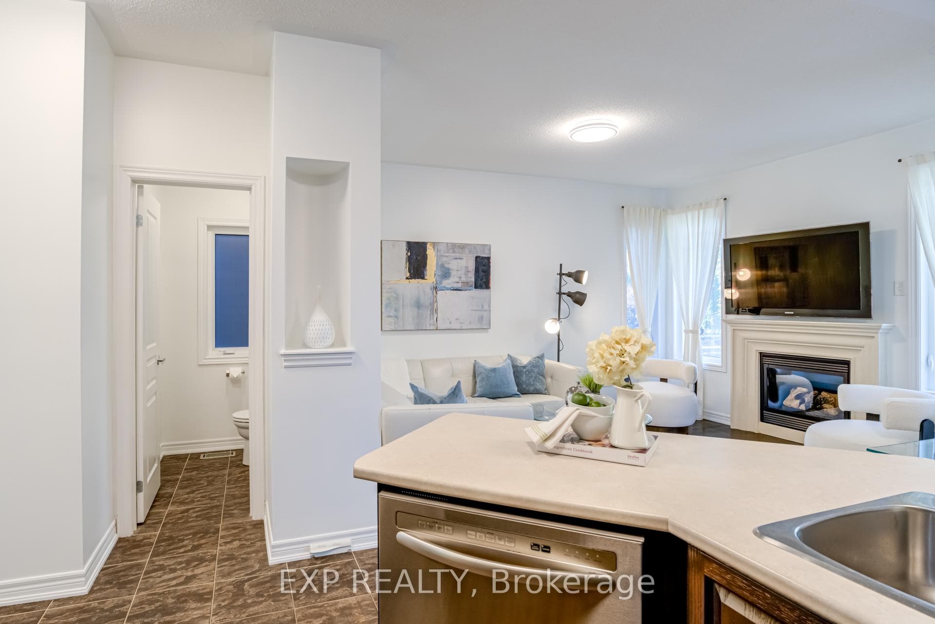 211 Shirrick Drive photo 10