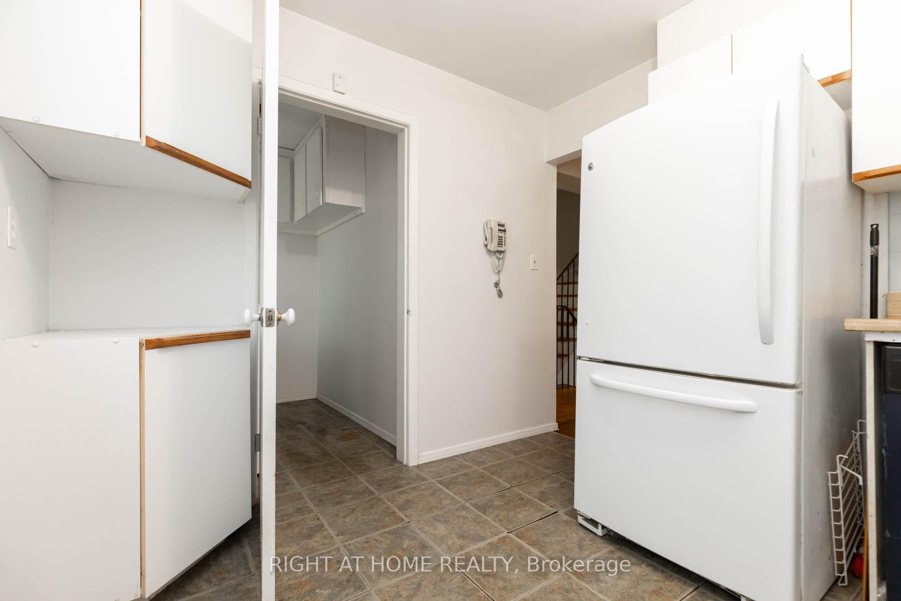 42 Vicora Linkway N/A photo 16