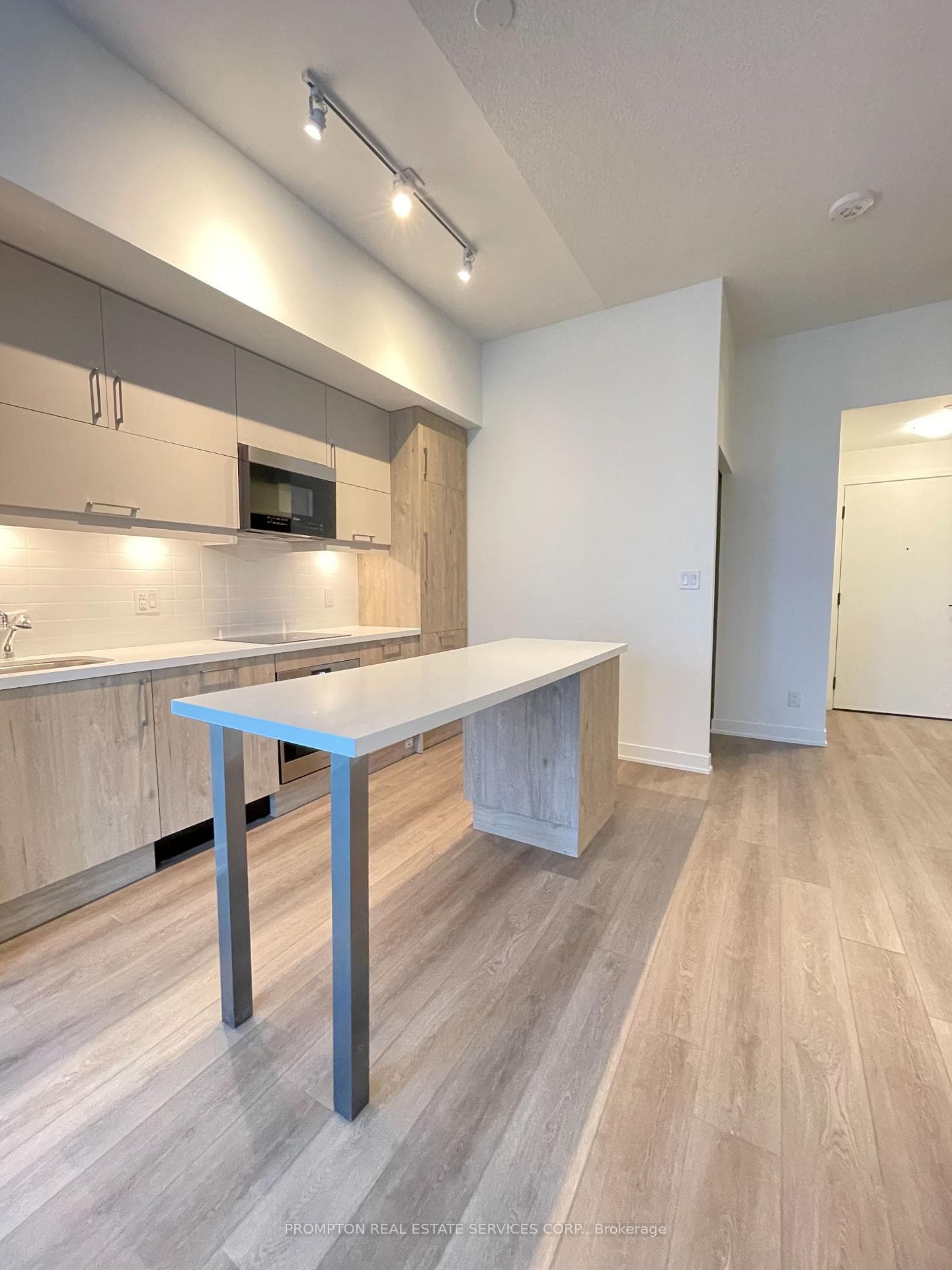8119 Birchmount Road Unit A1018 photo 2