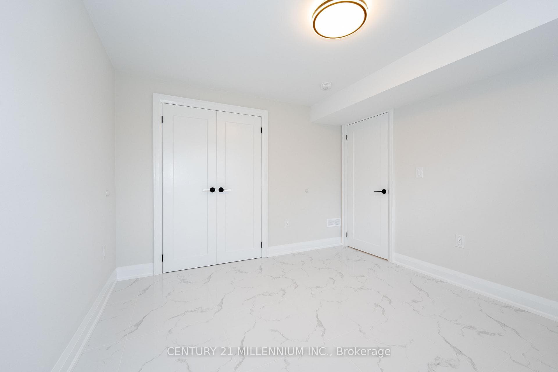31 Mariposa Avenue Unit C photo 16