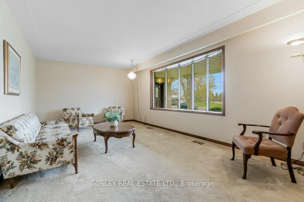 106 Highland Park photo 3
