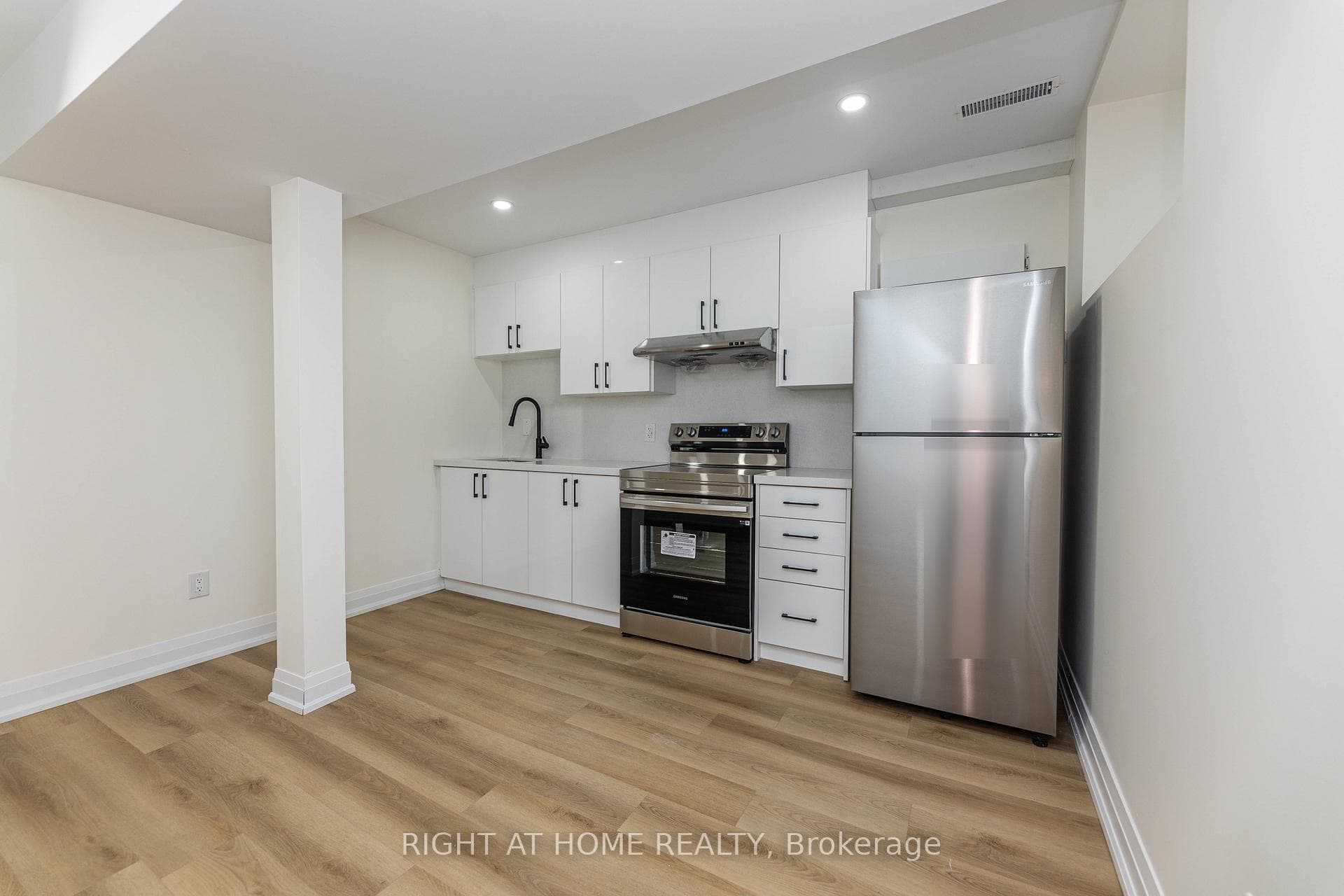 229 Craven Road photo 19