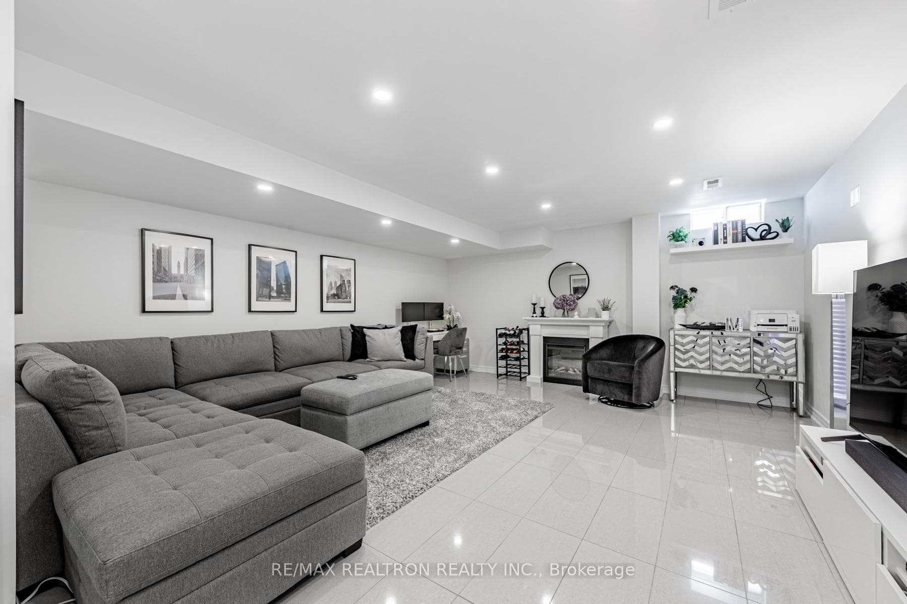 17 Sibella Way photo 27