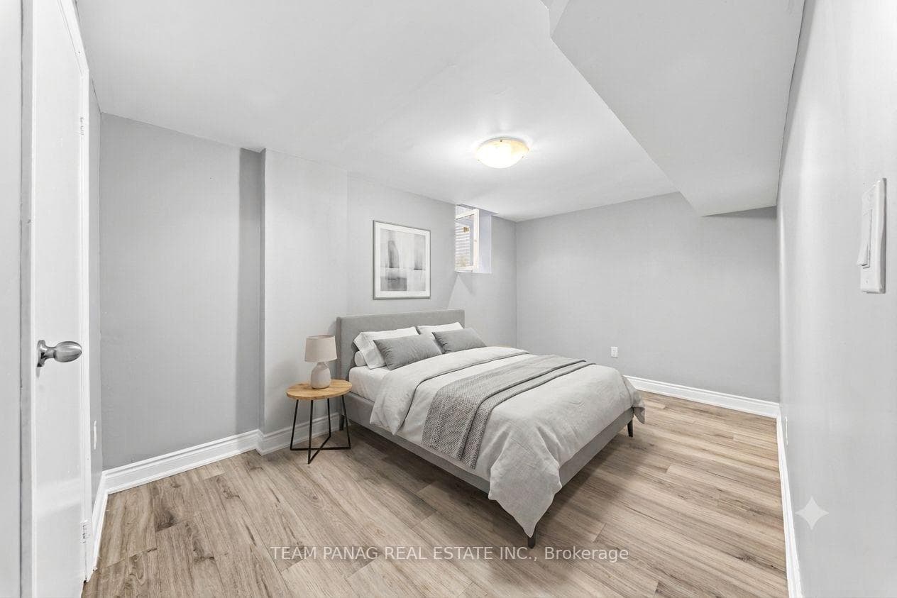 39 Colchester Avenue photo 42