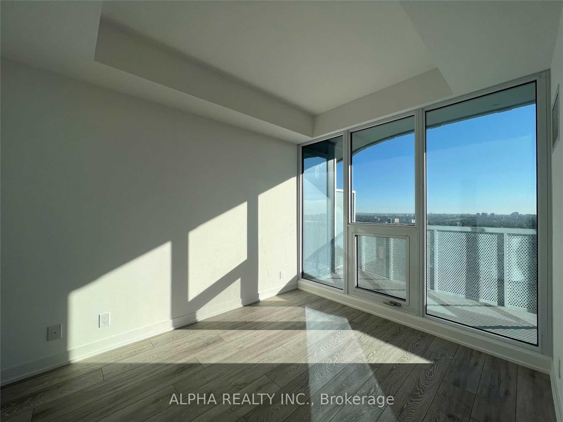 15 Holmes Avenue Unit 2709 photo 4