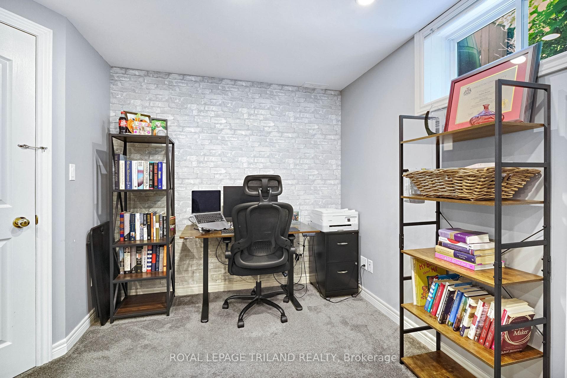 18 Sifton Drive photo 30