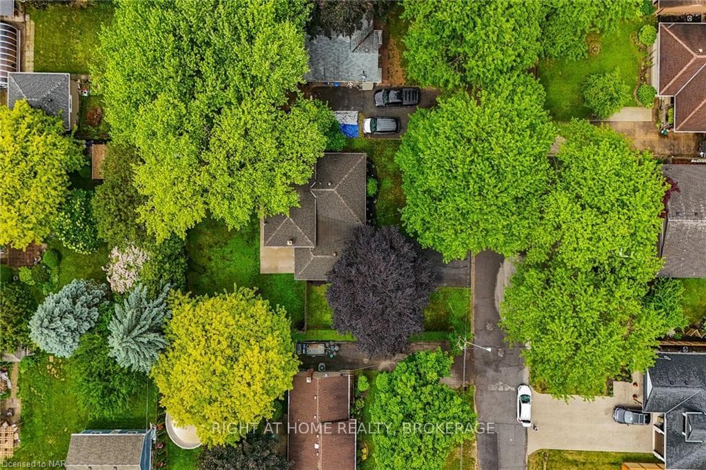 55 AQUADALE Drive photo 28