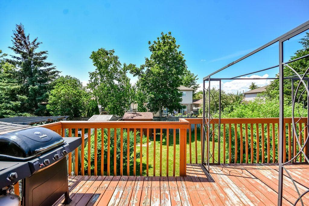 10 Palling Lane photo 13