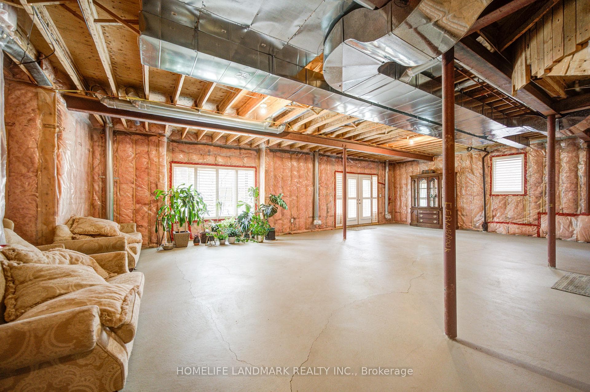 2323 Awenda Drive photo 45
