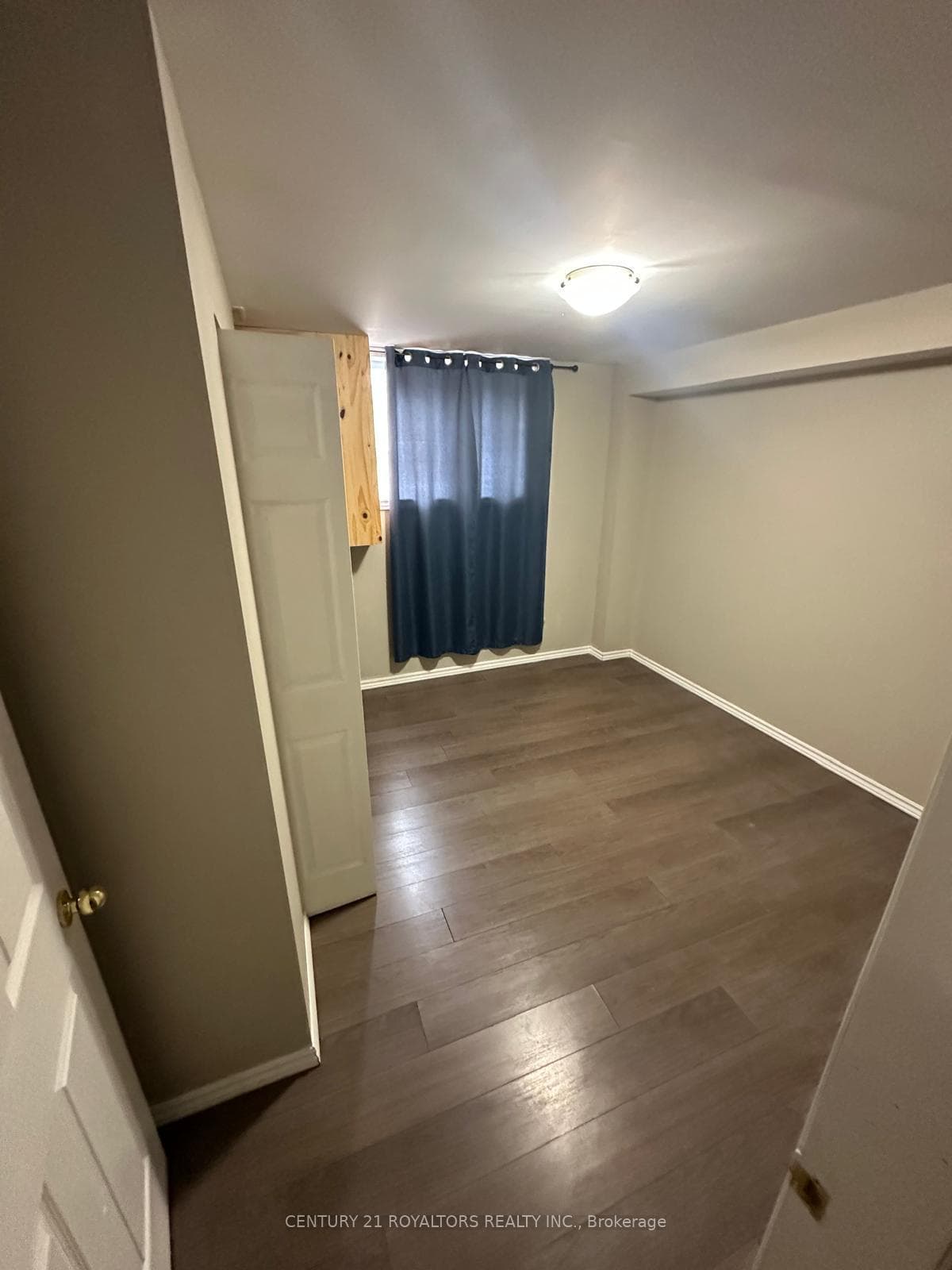 100 Southview Court photo 16