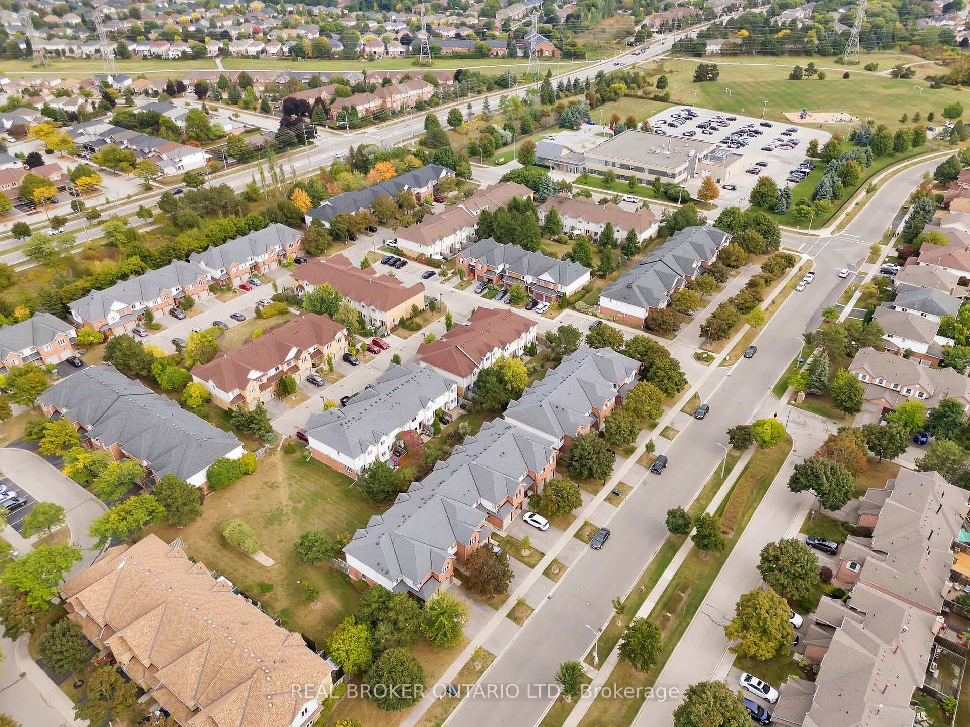 2940 Headon Forest Drive Unit 33 photo 40