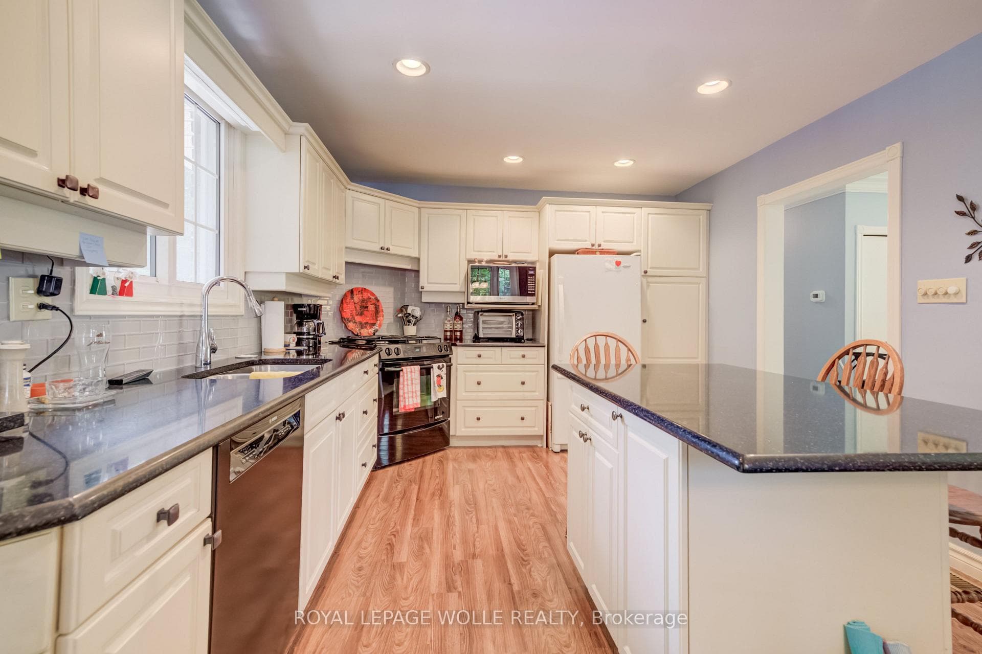 291 Villa Place photo 7