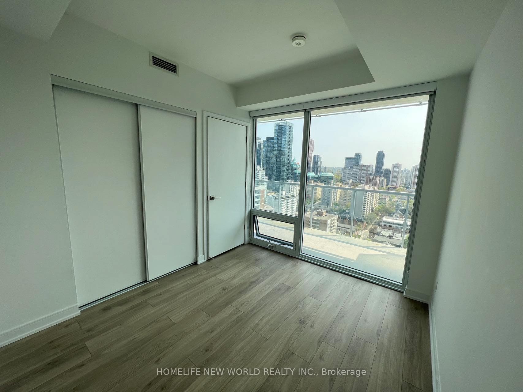 3 Gloucester Street Unit 2702 photo 6