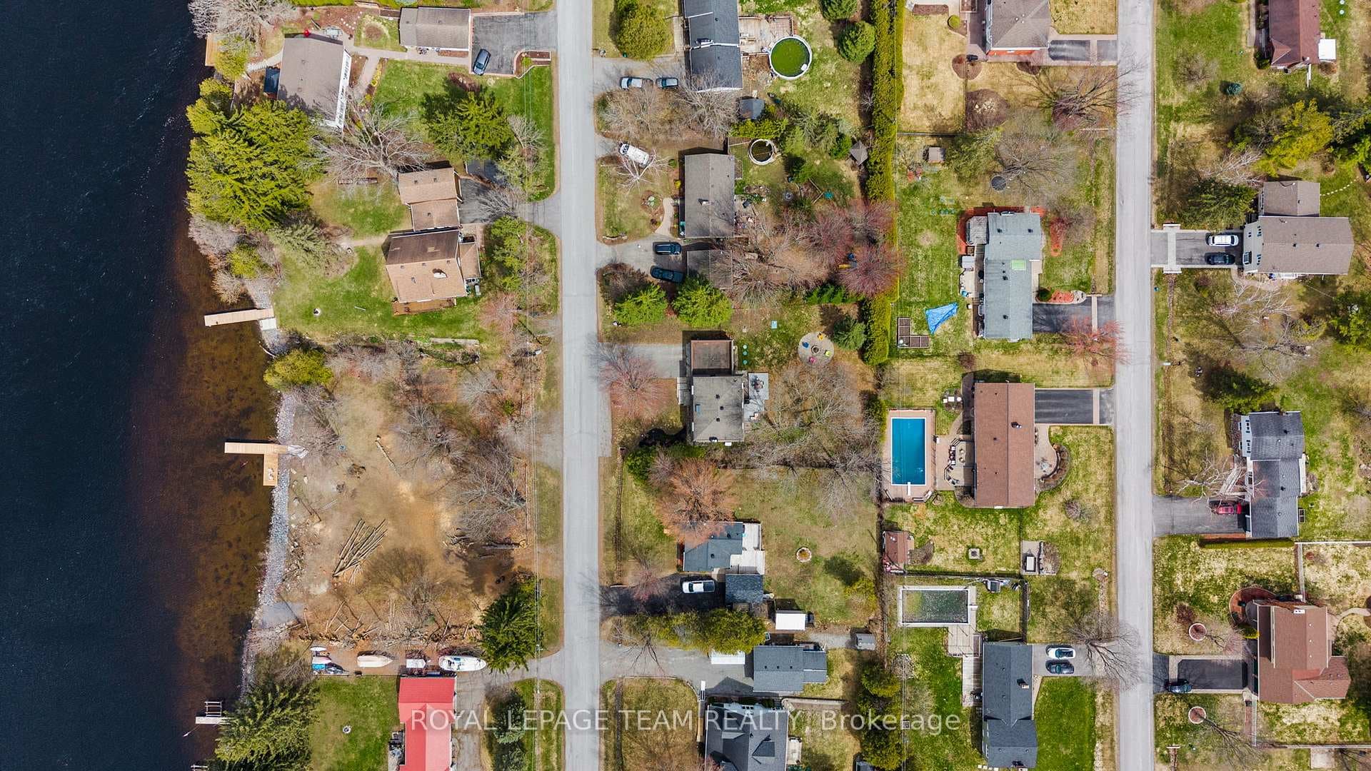 1081 Boucher Crescent photo 47