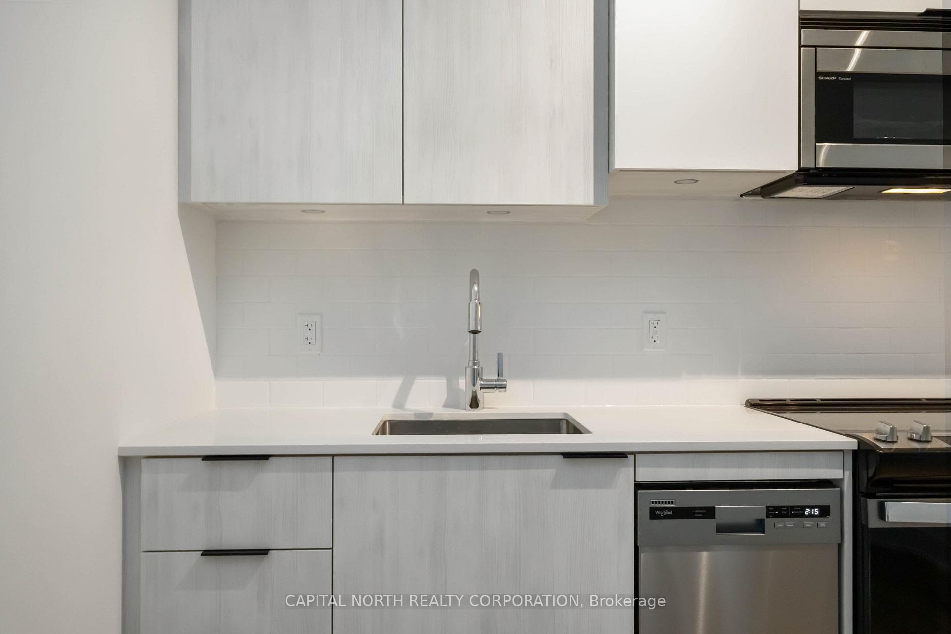 1350 Ellesmere Road Unit 527 photo 5