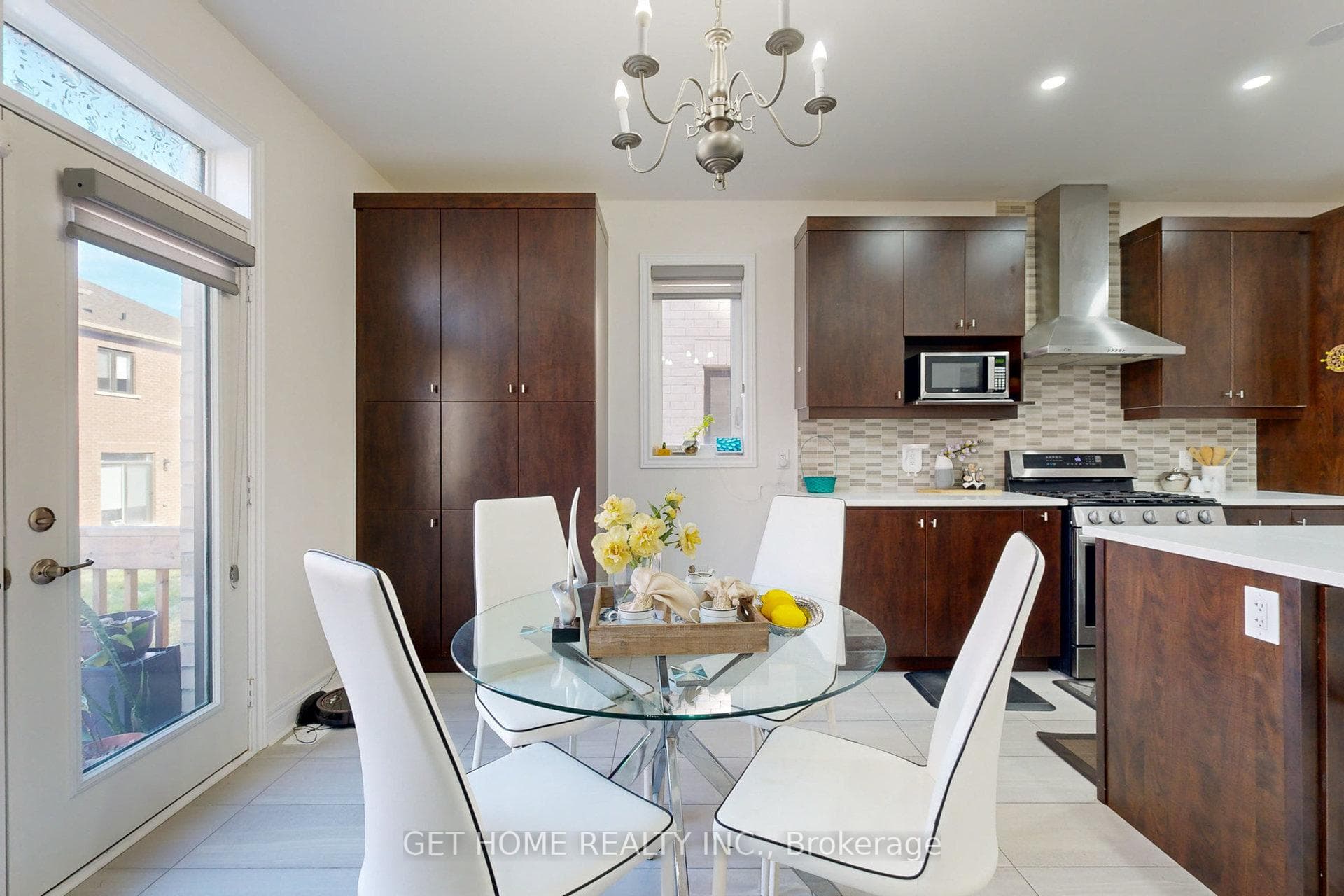 11 Vanni Avenue photo 12