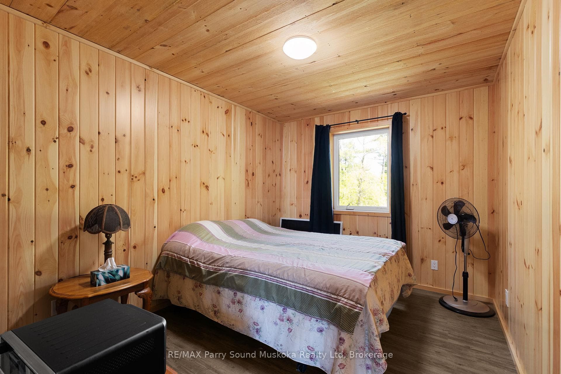 16 B55 Island N/A photo 30