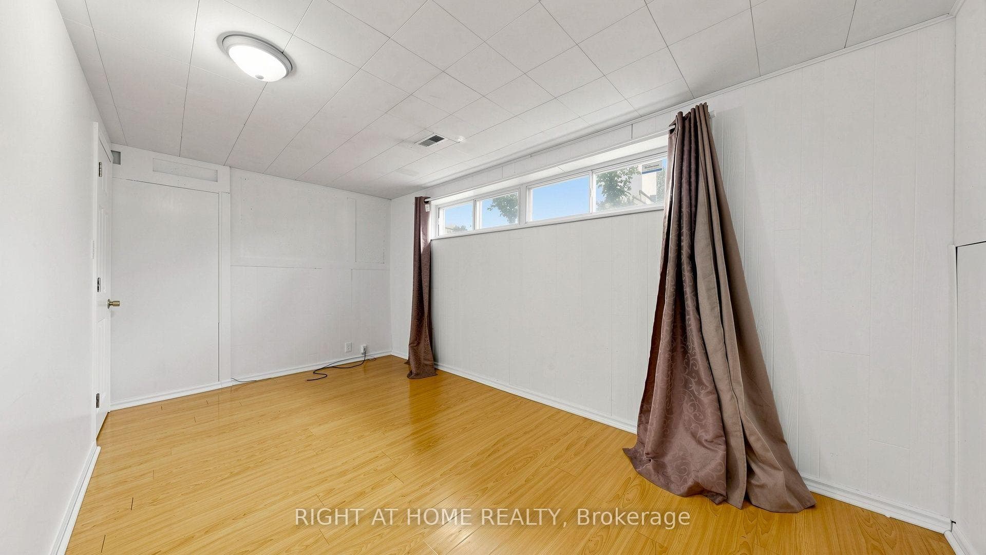 76 Fenside Drive photo 32