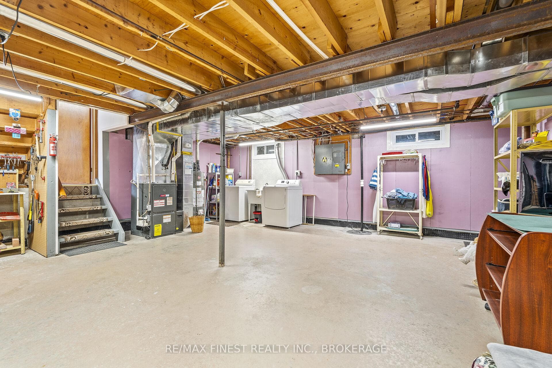 320 DONELL Court photo 34