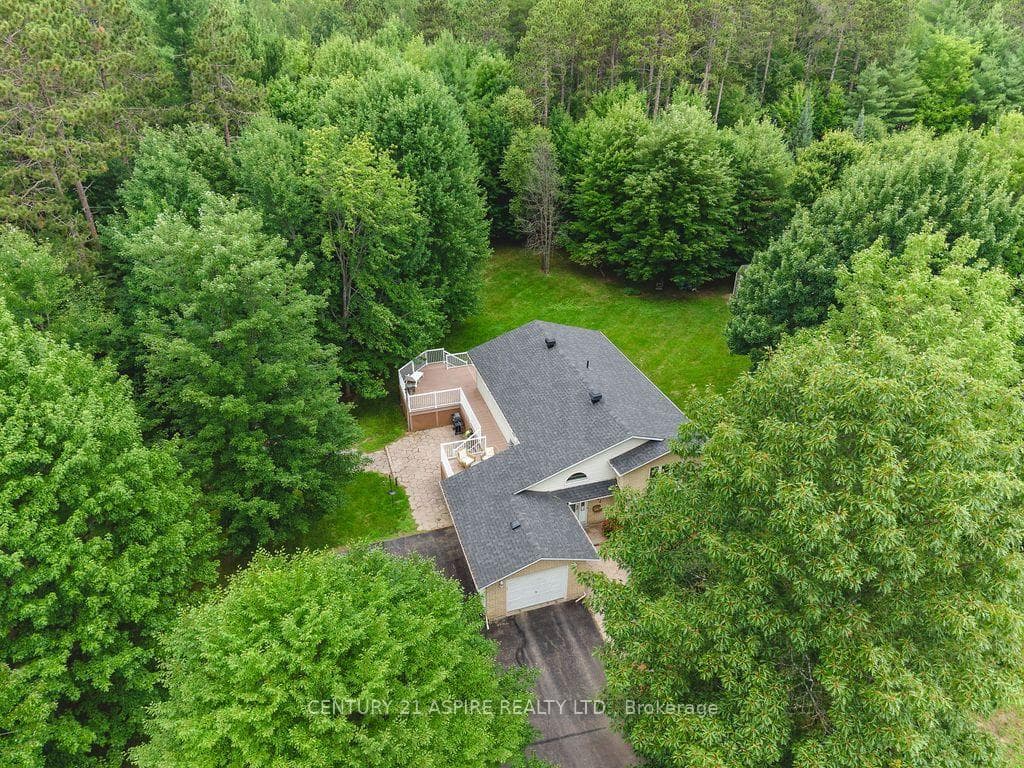 23 Cardinal Crescent photo 43