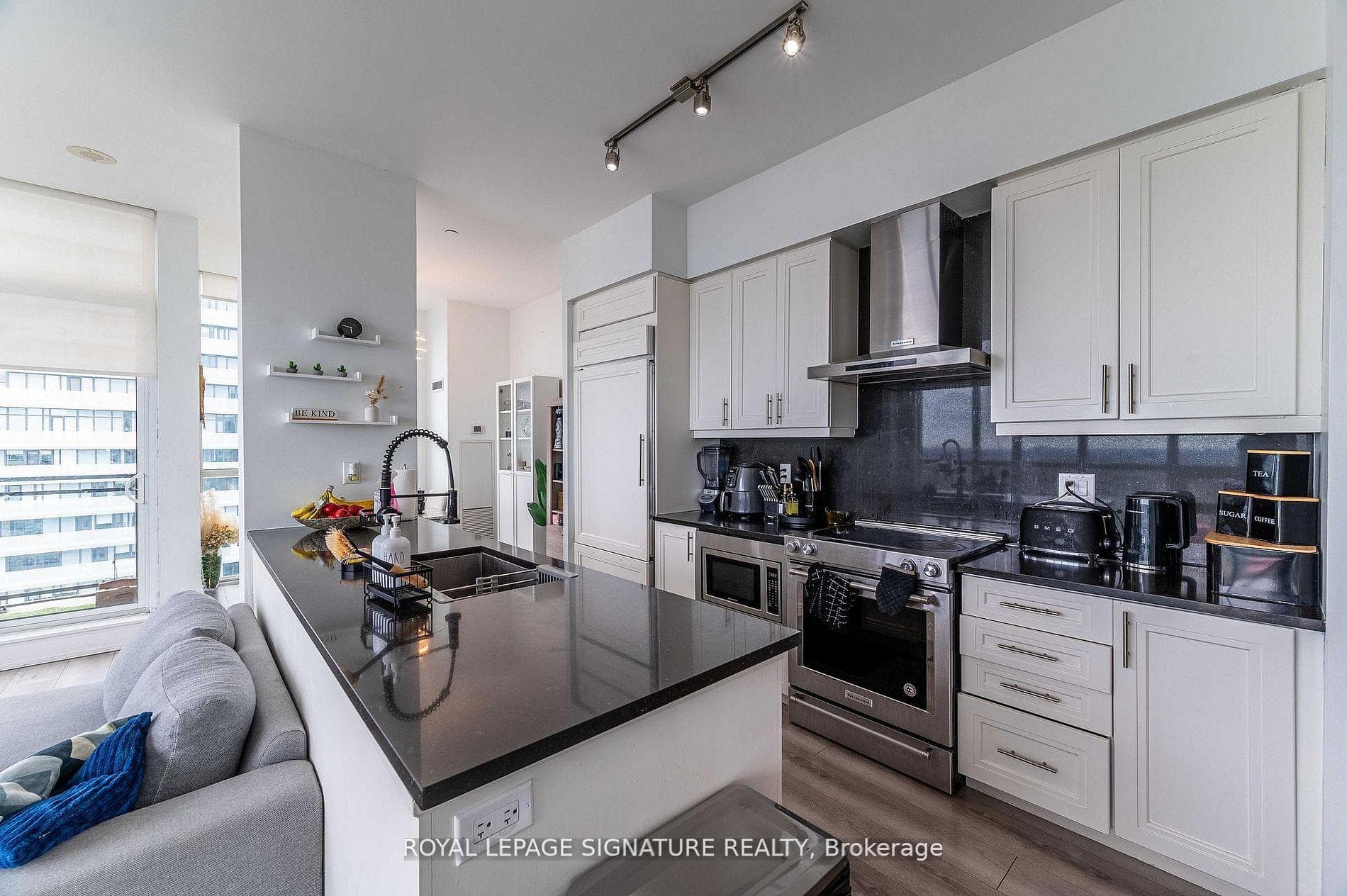 4011 Brickstone Mews Unit PH4 photo 8