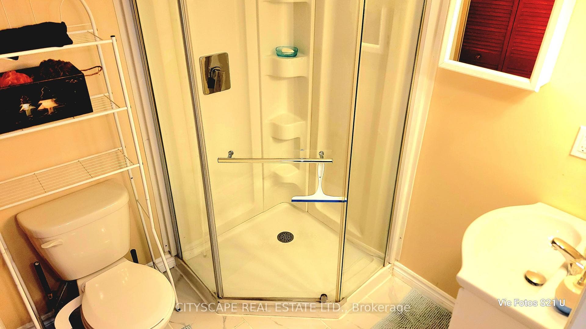 47 Rosebud Avenue photo 40