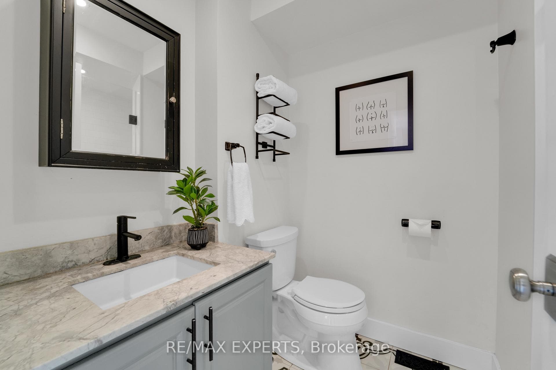 64 Hesp Drive photo 22