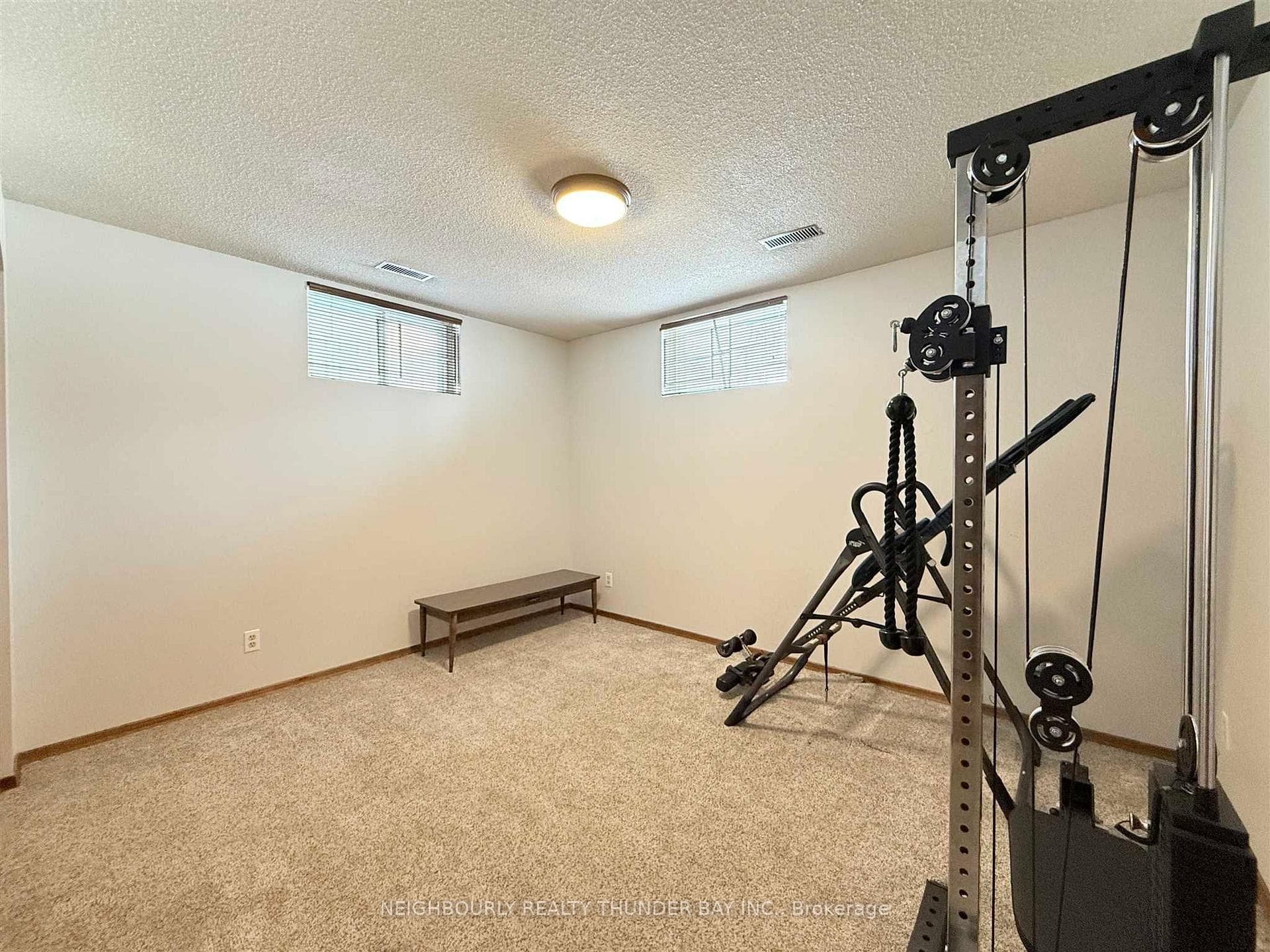 134 Elm Street photo 29