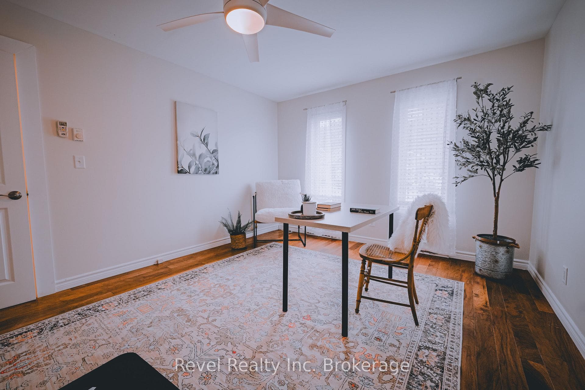 256 Thelma Avenue photo 11