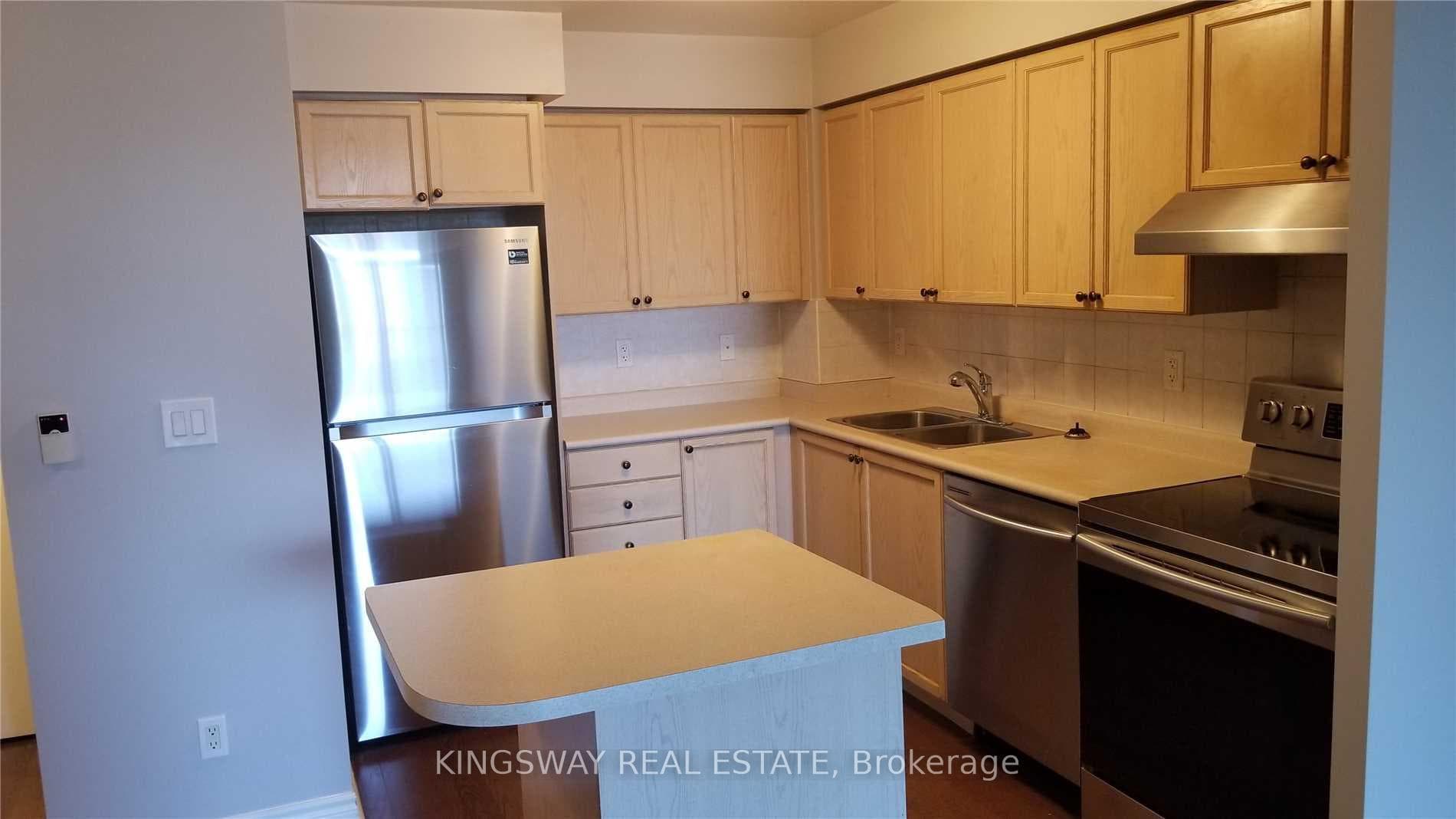 3888 Duke Of York Boulevard Unit 1227 photo 4