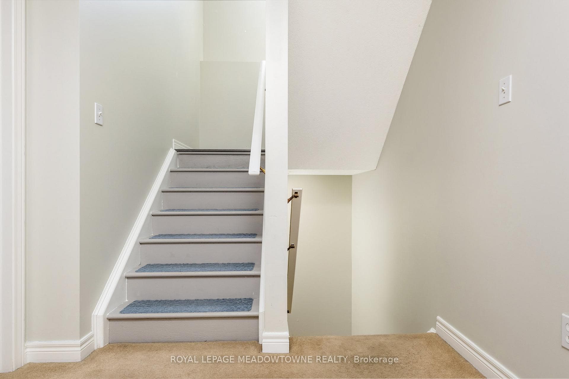 16 Kenney Street photo 27