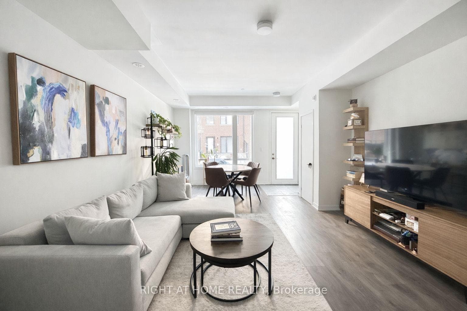 3409 Ridgeway Drive Unit 31 photo 4
