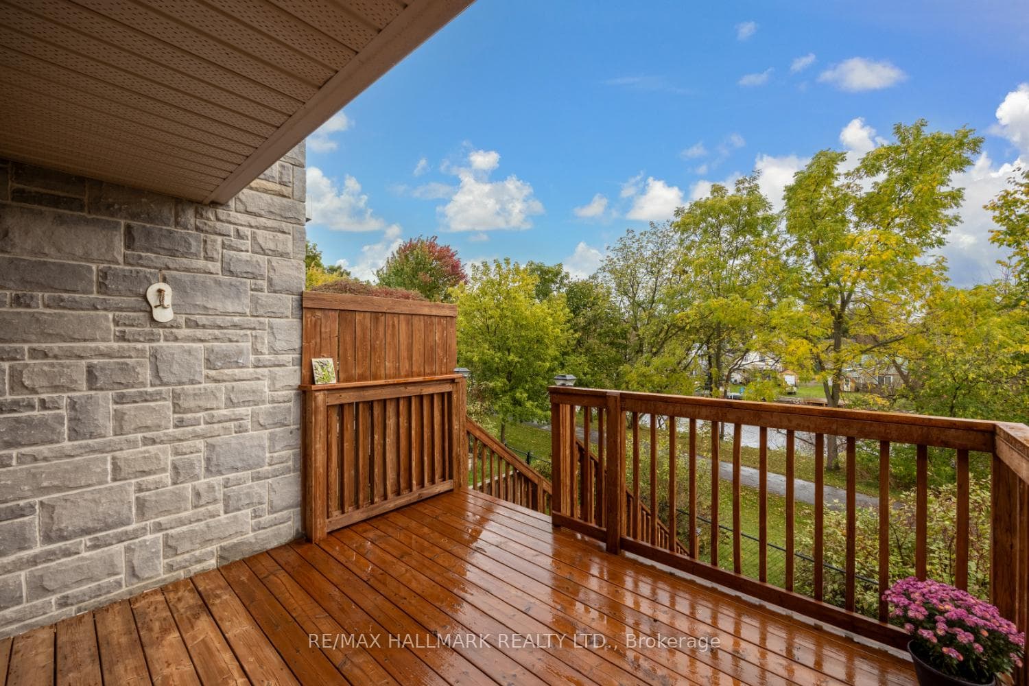 53 King Street photo 14