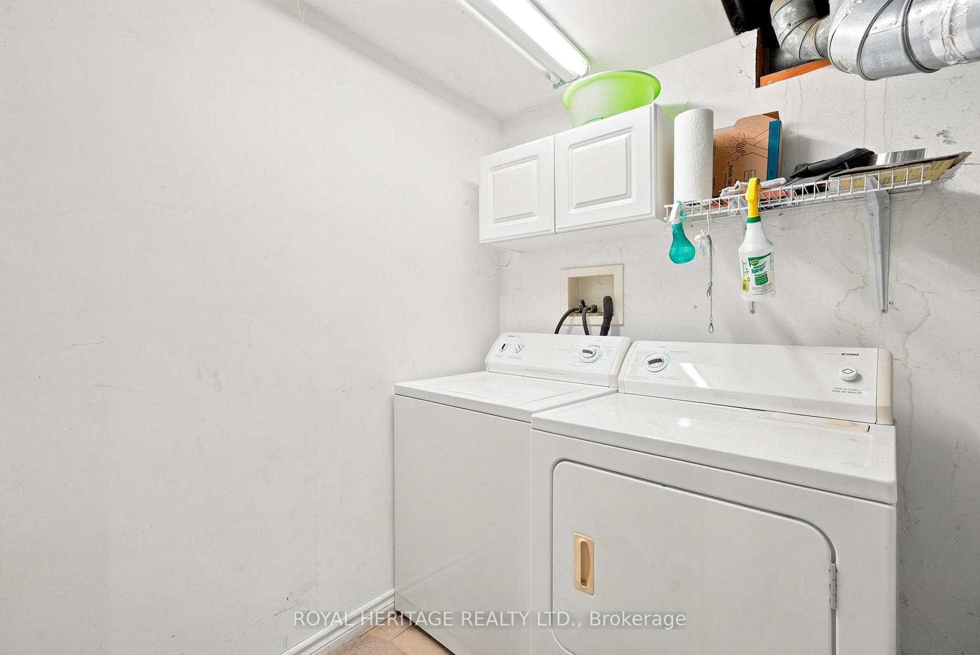 2 Belton Court photo 29